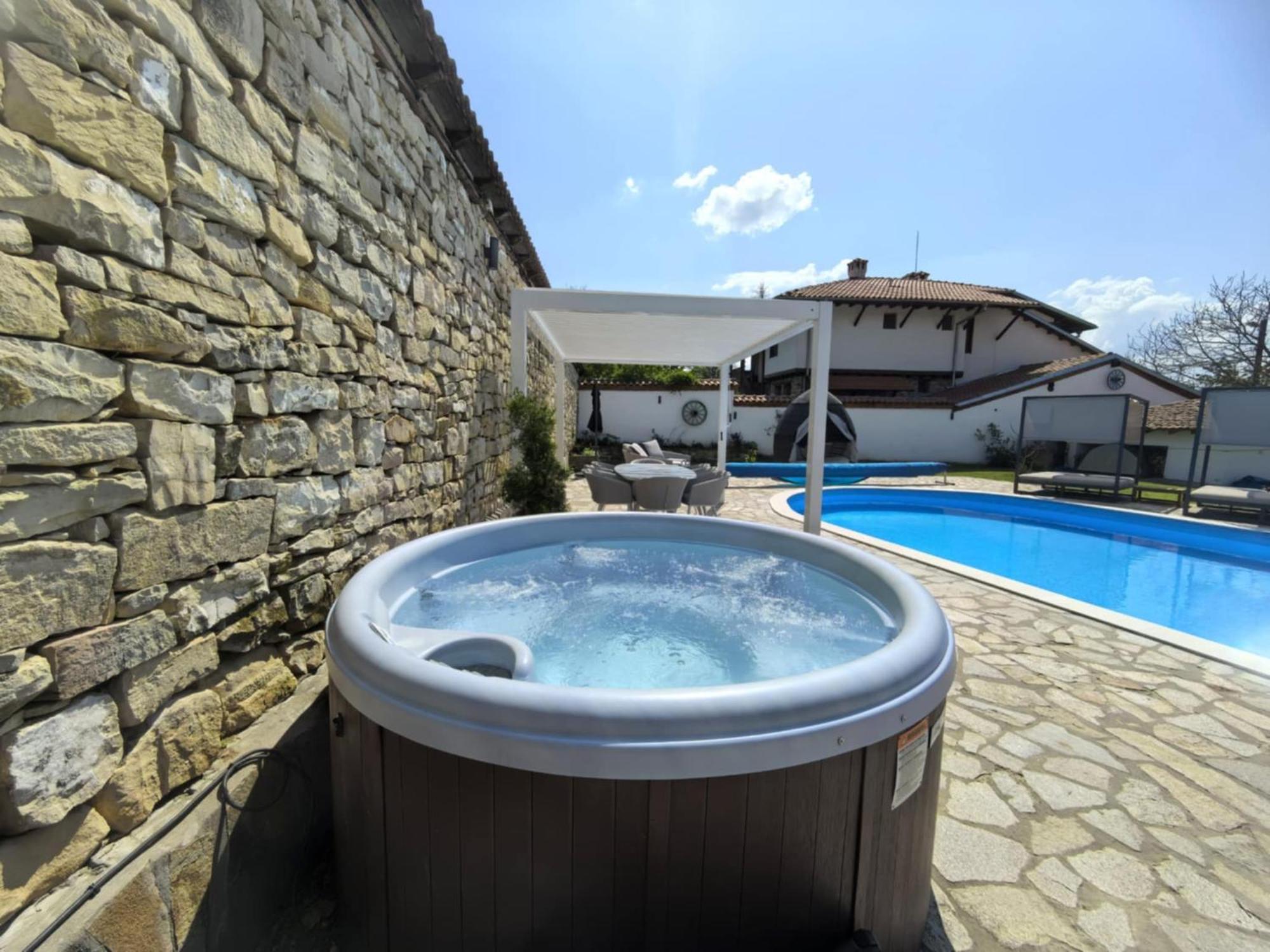 Angliiska Vila Arbanassi Exterior foto