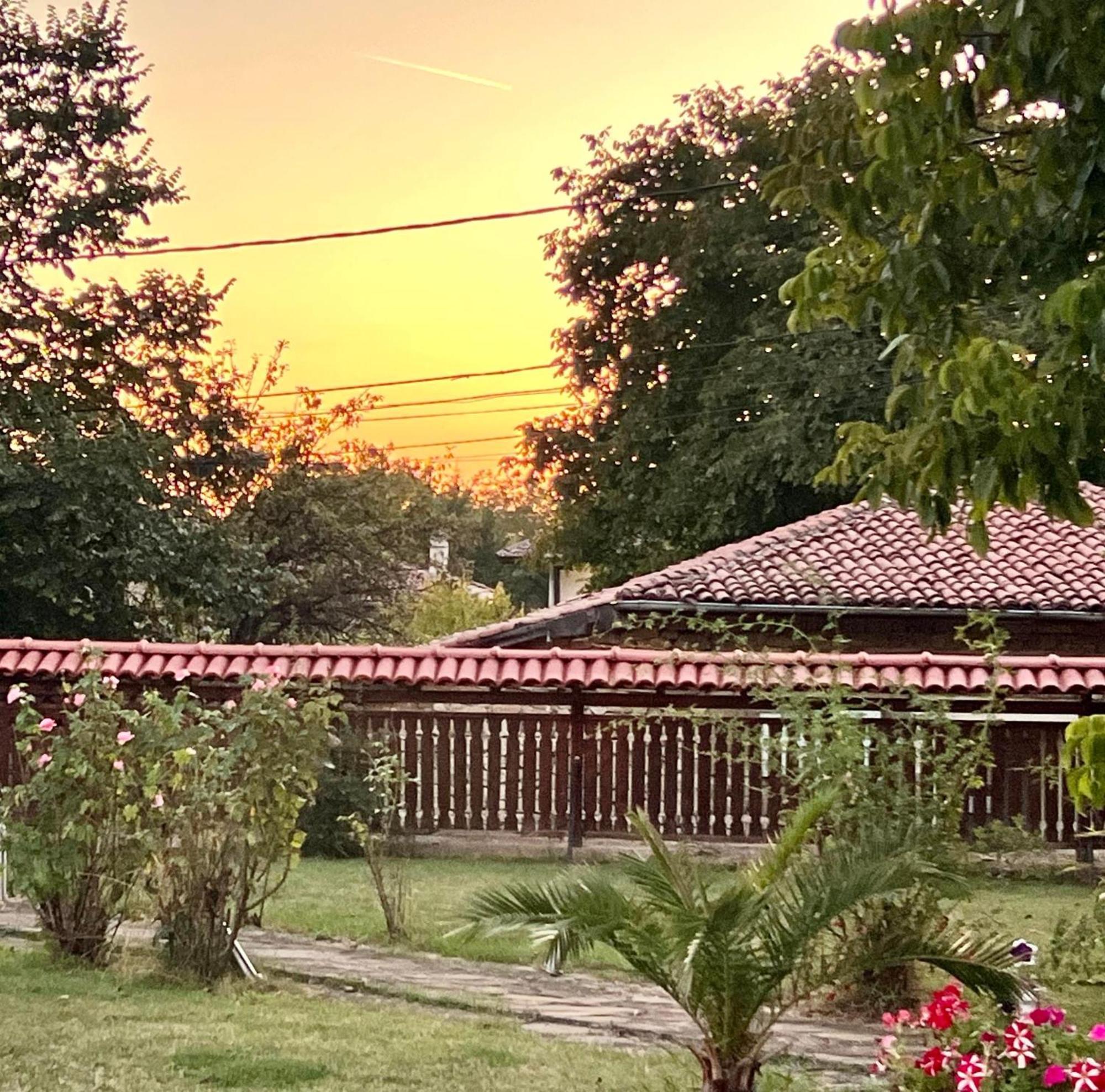 Angliiska Vila Arbanassi Exterior foto
